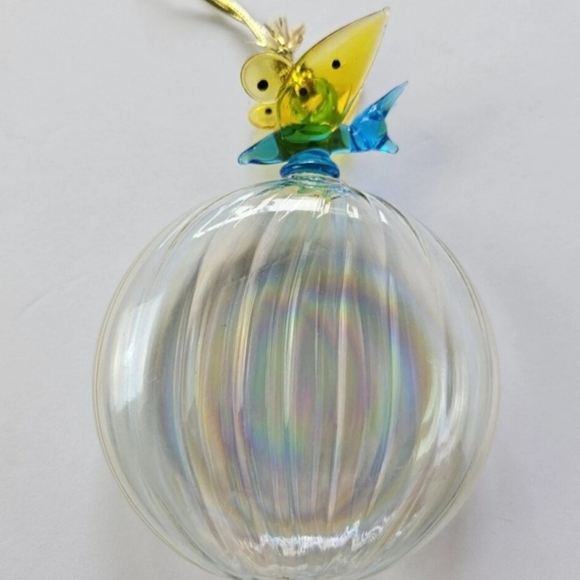 Avon Vintage Christmas ornament Irredescent Suncatcher Blue Butterfly Handblown - Picture 5 of 10